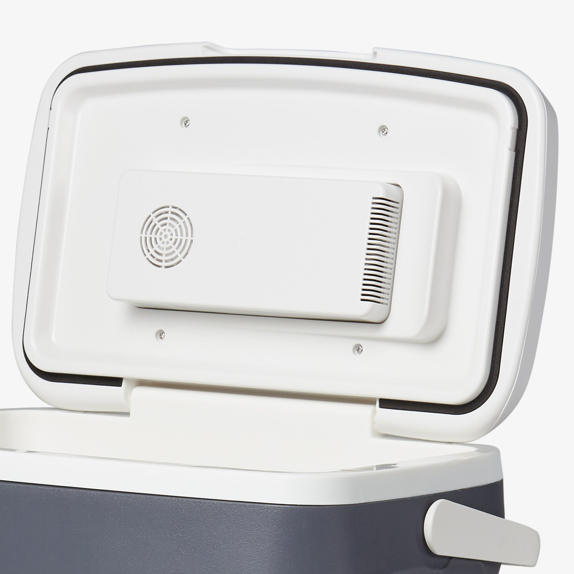 Versatemp 28 Qt Portable Electric Cooler - Image 6